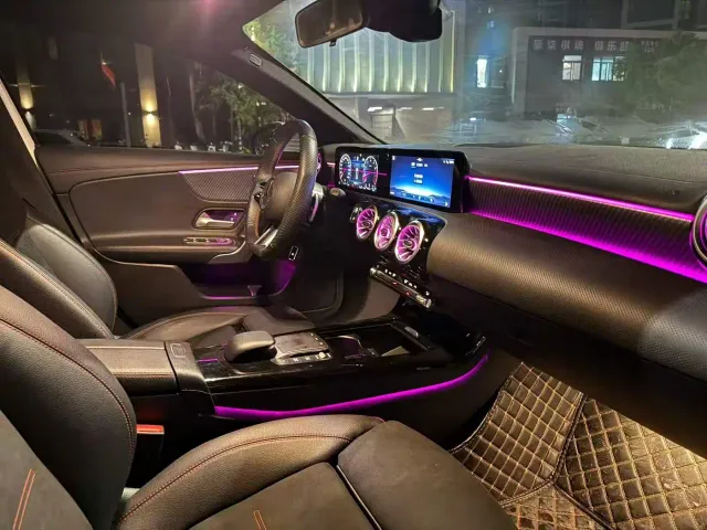 Mercedes-Benz Mercedes-Benz A-Class 2023 A 200 L Fashion — Фото автомобиля 7