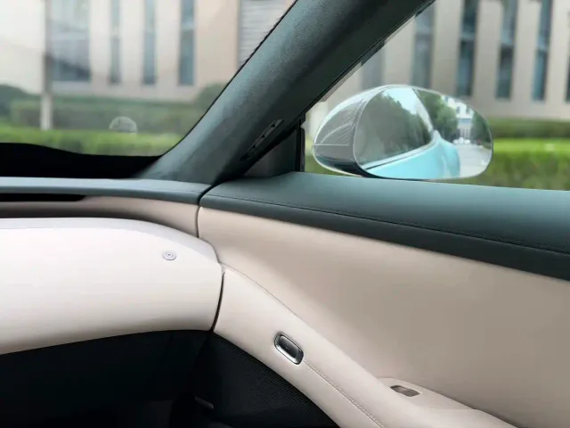 Xiaomi Auto Xiaomi YU7 2025 Ultra Long Range High Performance AWD Max Edition — Фото автомобиля 11
