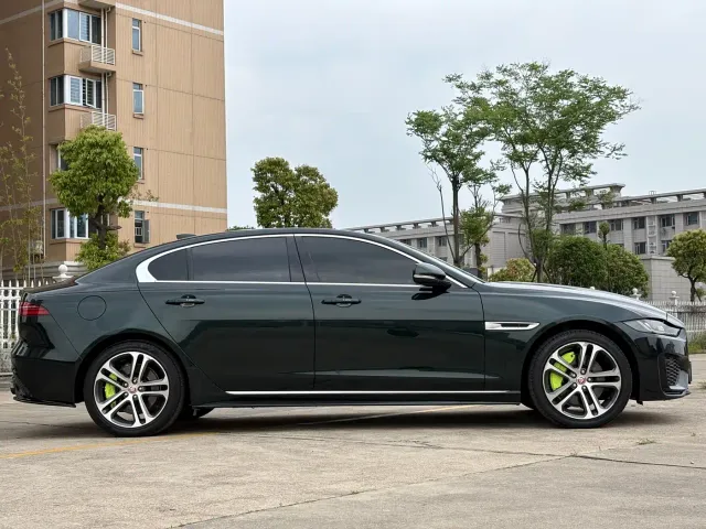 Jaguar XEL — Фото автомобиля 9