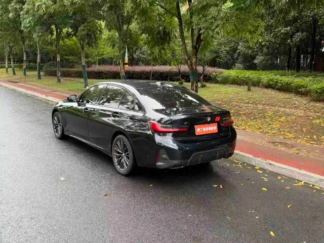 BMW 3 Series — Фото автомобиля 14