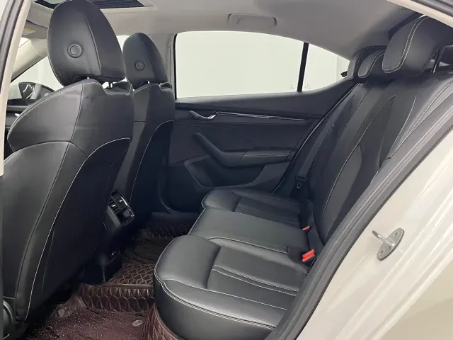 Skoda Octavia — Фото автомобиля 9