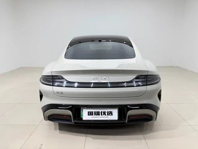 Xiaomi SU7 — Фото автомобиля 5