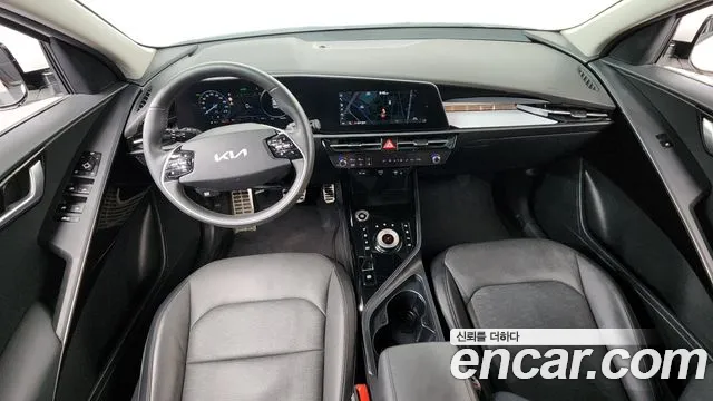 Kia Niro The All New Niro Signature — Фото автомобиля 7