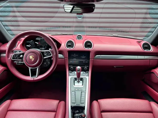 Porsche 718 — Фото автомобиля 8
