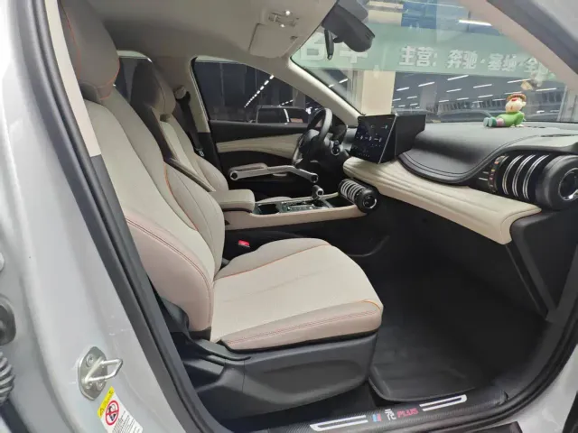 BYD Yuan PLUS — Фото автомобиля 17