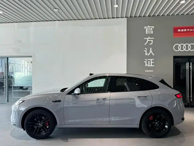 Aito M5 — Фото автомобиля 3