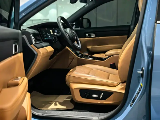 Li Auto ONE — Фото автомобиля 7