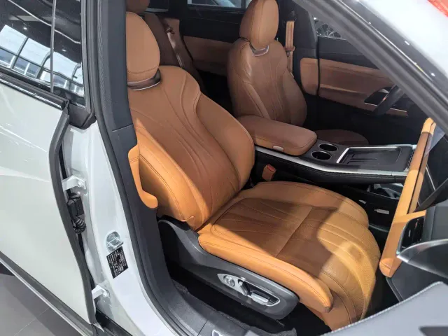 Xpeng G9 — Фото автомобиля 6