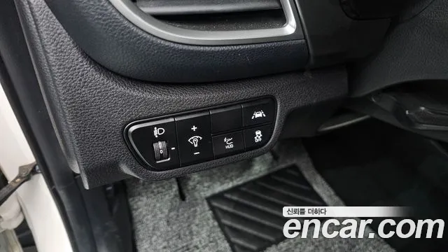 Kia Seltos Seltos Бензин 1.6 турбо 2WD — Фото автомобиля 18