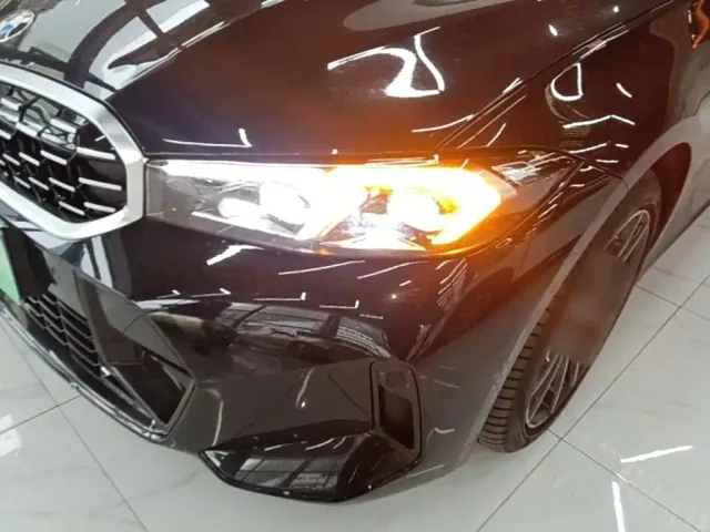 BMW 3 Series — Фото автомобиля 23