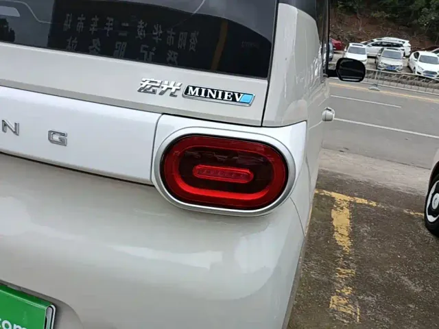 Wuling Hongguang Mini EV — Фото автомобиля 7