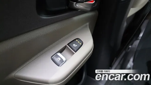 Kia Carnival 4th Gen — Фото автомобиля 30