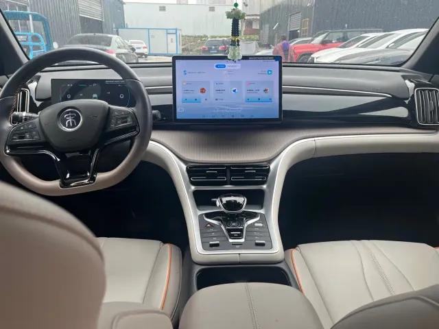 BYD Song Pro — Фото автомобиля 8