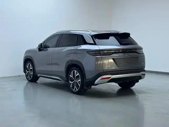 BYD Song L DM-i — Фото автомобиля 11