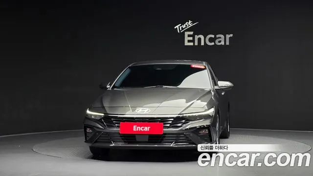 Hyundai Avante CN7 — Фото автомобиля 3