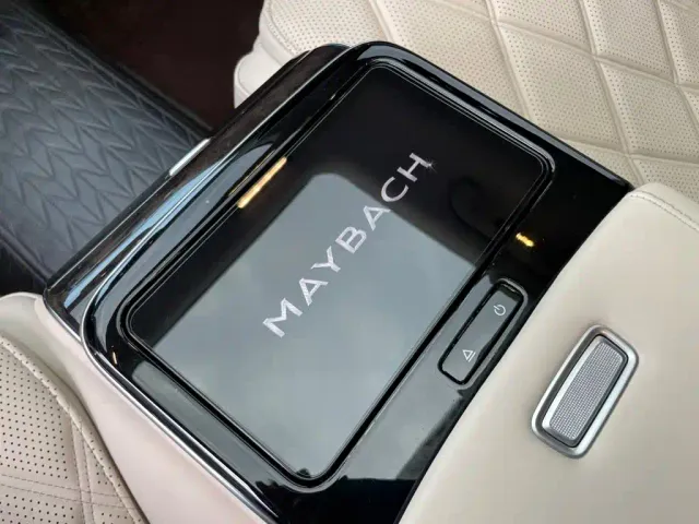 Mercedes-Benz Maybach S-Class — Фото автомобиля 14