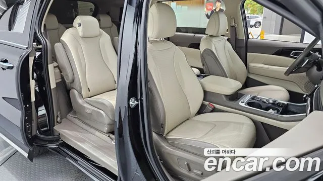 Kia Canival Новый Carnival 4 поколение Дизель 9 мест Signature — Фото автомобиля 10
