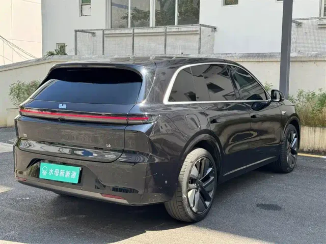 Li Auto L6 — Фото автомобиля 10
