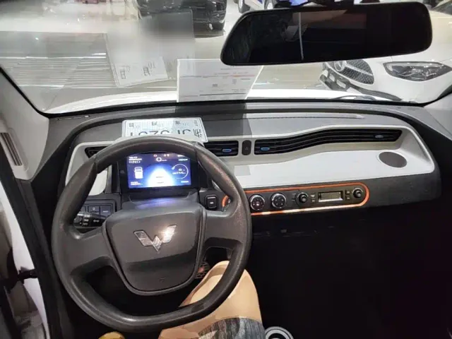 Wuling Hongguang Mini EV — Фото автомобиля 9