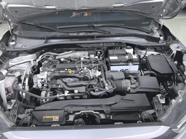 Toyota Corolla Cross — Фото автомобиля 10