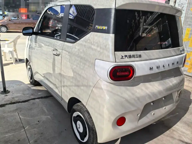 Wuling Hongguang Mini EV — Фото автомобиля 4