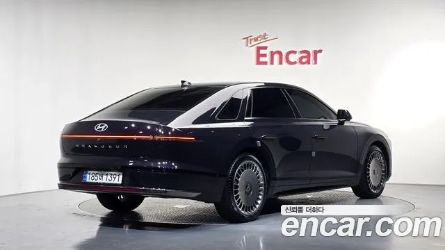 Hyundai Grandeur GN7 — Фото автомобиля 2