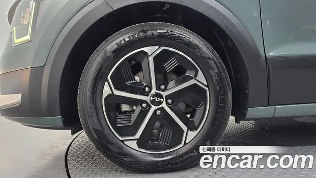 Kia Niro The All New — Фото автомобиля 5