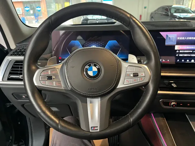 BMW X5 — Фото автомобиля 11