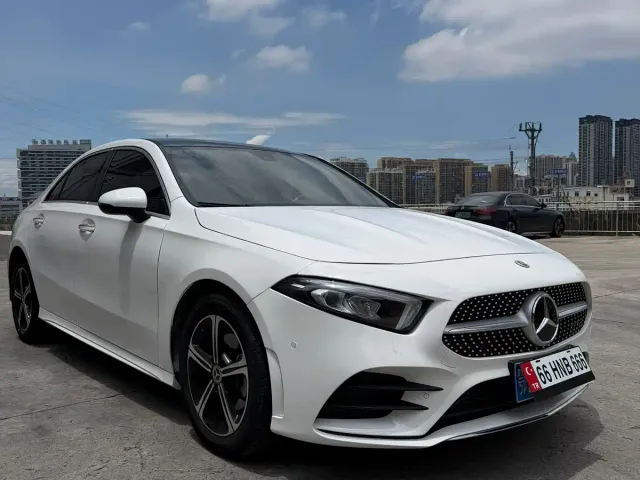 Mercedes-Benz A-Class — Фото автомобиля 3