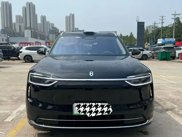 Aito M7 — Фото автомобиля 3