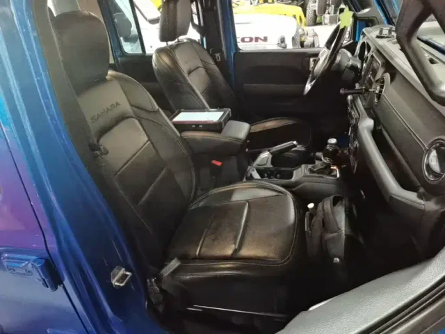 Jeep Wrangler 4xe — Фото автомобиля 24