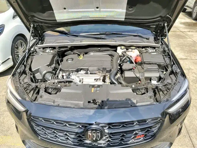 Buick Regal — Фото автомобиля 19