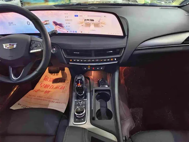 Cadillac CT5 — Фото автомобиля 9
