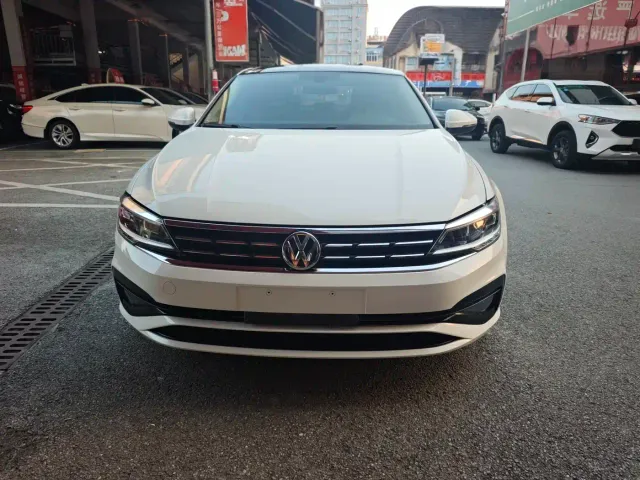 Volkswagen Lamando — Фото автомобиля 2