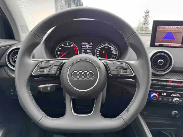 Audi Q2L — Фото автомобиля 16