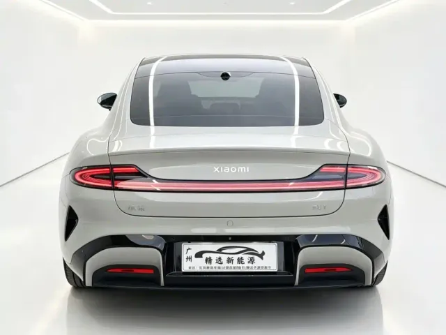 Xiaomi SU7 — Фото автомобиля 21