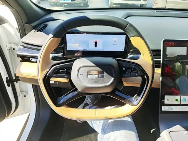 Geely Galaxy L6 — Фото автомобиля 10
