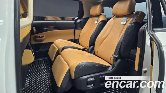 Kia Canival Carnival 4 поколение 7 мест Signature — Фото автомобиля 12