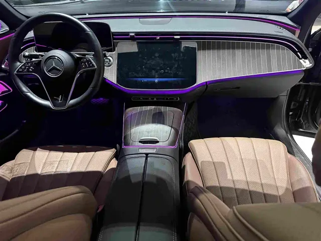 Mercedes-Benz E-Class — Фото автомобиля 5