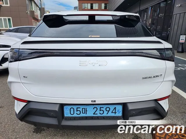 BYD Sealion 7 — Фото автомобиля 5