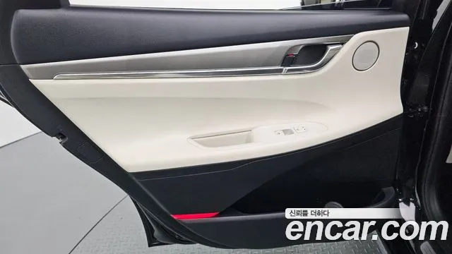 Hyundai Grandeur New — Фото автомобиля 14