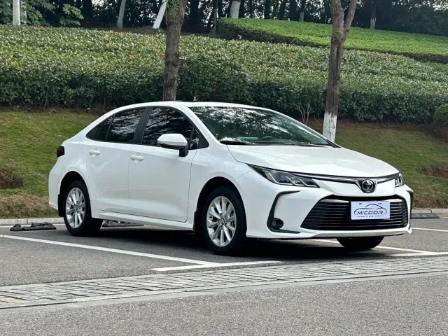 Toyota Corolla — Фото автомобиля 3
