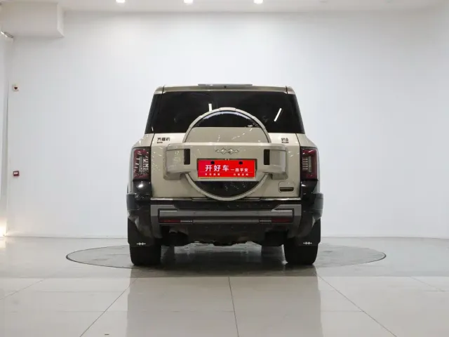 BYD FangChengBao Leopard 8 — Фото автомобиля 5