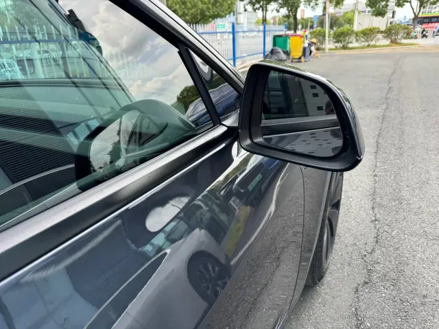 Tesla Model 3 — Фото автомобиля 13