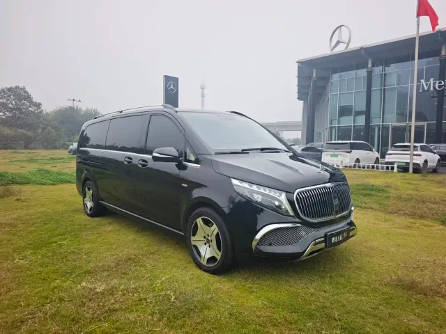 Mercedes-Benz V-Class — Фото автомобиля 3