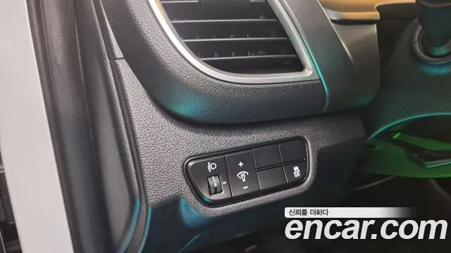 Kia Seltos New — Фото автомобиля 12