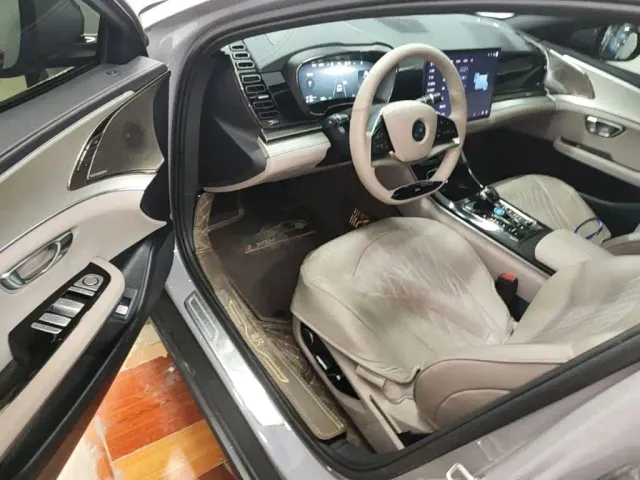 BYD Han — Фото автомобиля 15