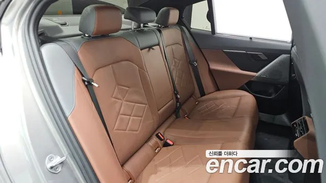 BMW 5 Series G60 — Фото автомобиля 24
