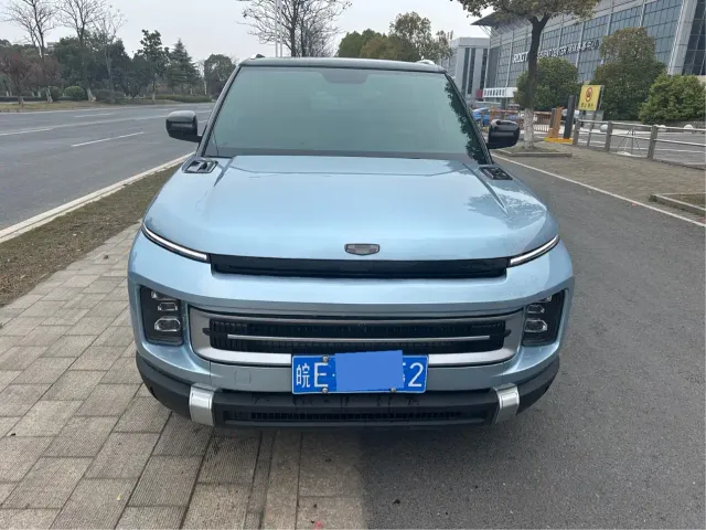 Geely ICON — Фото автомобиля 3