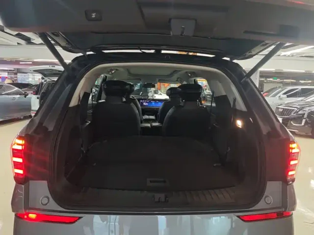 Ford Edge — Фото автомобиля 18